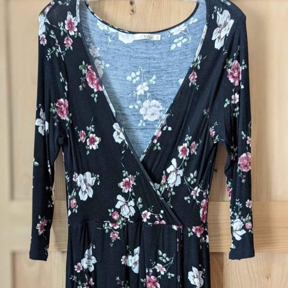 Women's Floral Spring Summer Plunge Flirty Dress Medium Large